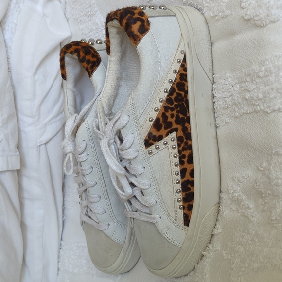 Giza Suede Sneakers in Taupe Leopard
